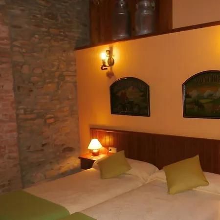 Hostal Cal Reus Ger Exterior foto