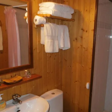 Hostal Cal Reus Ger Habitación foto
